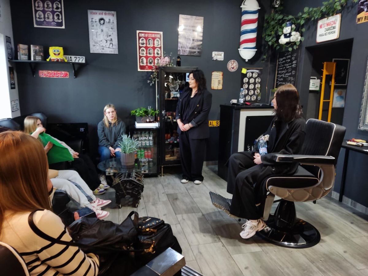 Czy barber i golibroda to to samo 1