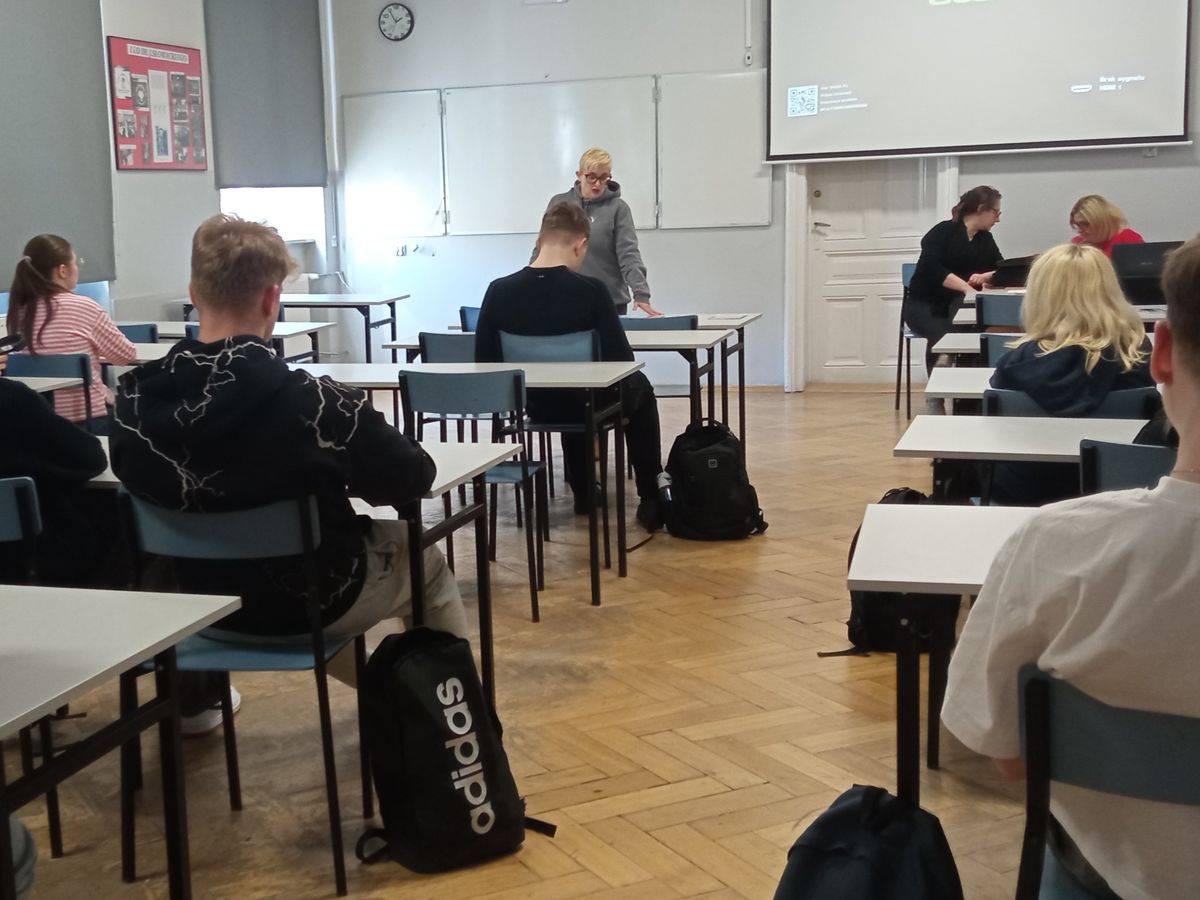 Porozmawiajmy o rynku pracy 4