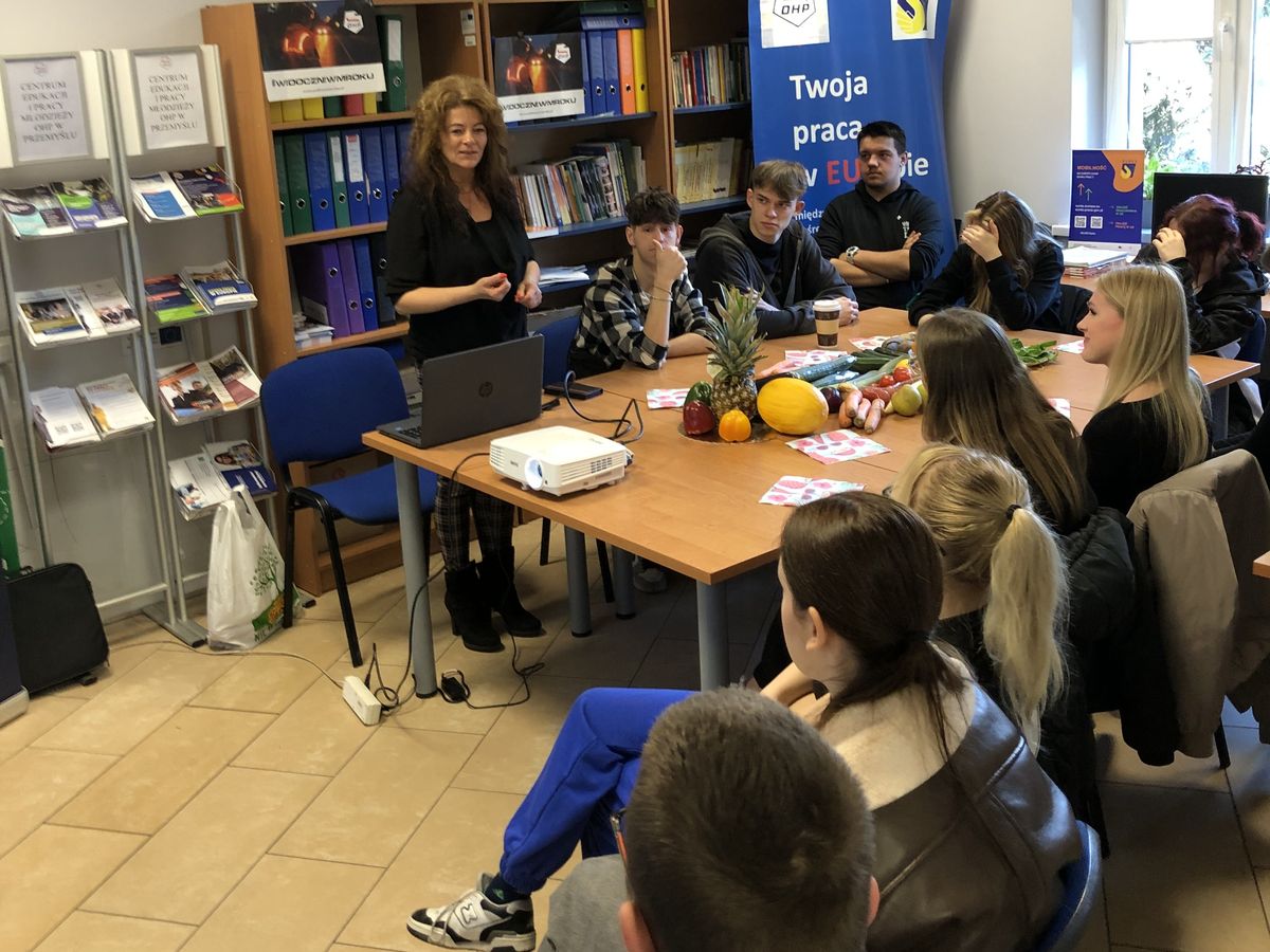 Warsztaty CARVINGU Sztuka Rzeźbienia w Owocach i Warzywach 1