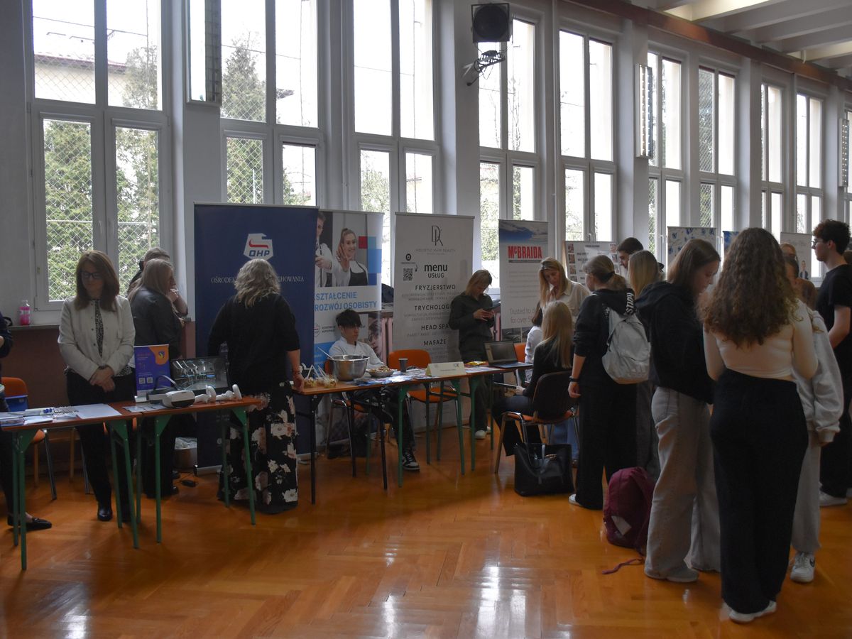 Targi Pracy 2025 dobry kierunek na zawodowy start 9