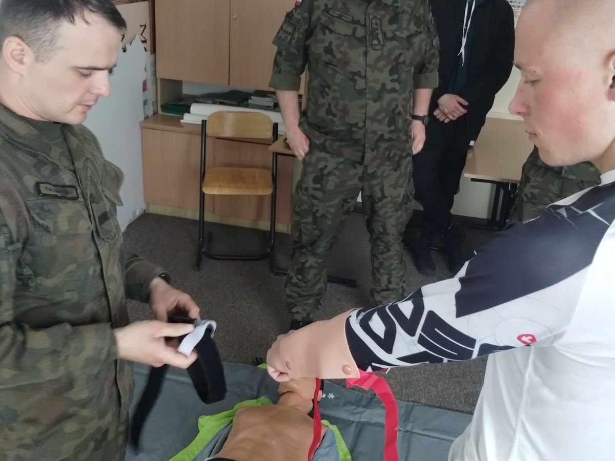 Szkolenie WOT z pierwszej pomocy przedmedycznej w sanockim hufcu 3