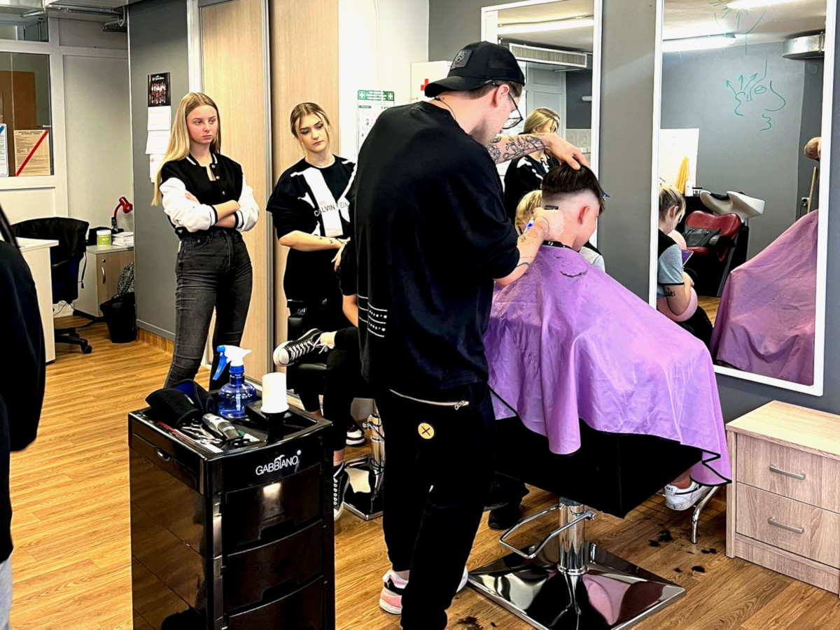 Białystok: Barbering – mężczyźni potrzebują dobrego fryzjera