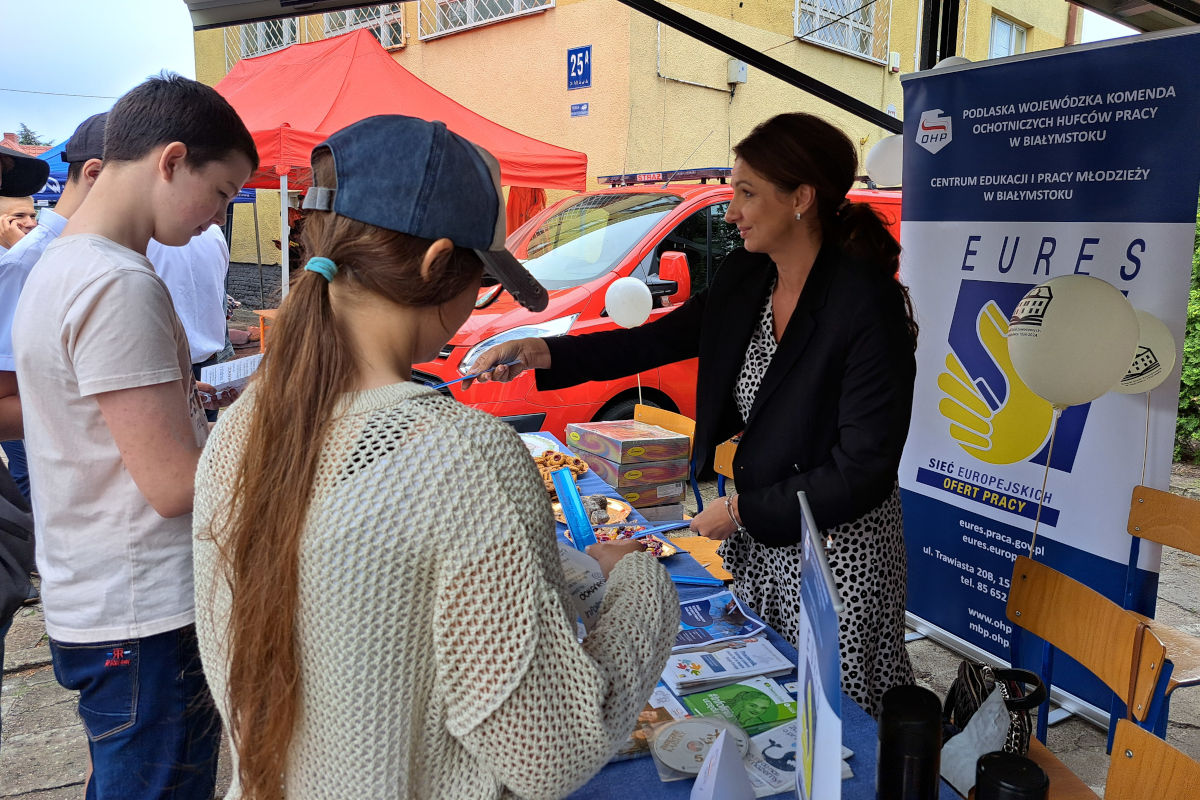 Białystok: CEiPM na Pikniku „Przyjaciele ZSZ” w Hajnówce