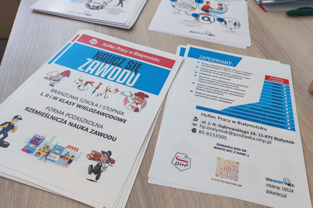 Doradcy informowali o rekrutacji do Hufca Pracy w Białymstoku