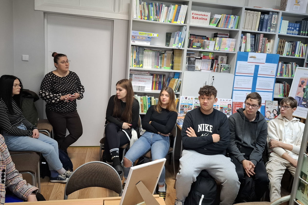 Zambrów: Rekrutacja uczestników do projektu „WYstartujMY RAZEM”