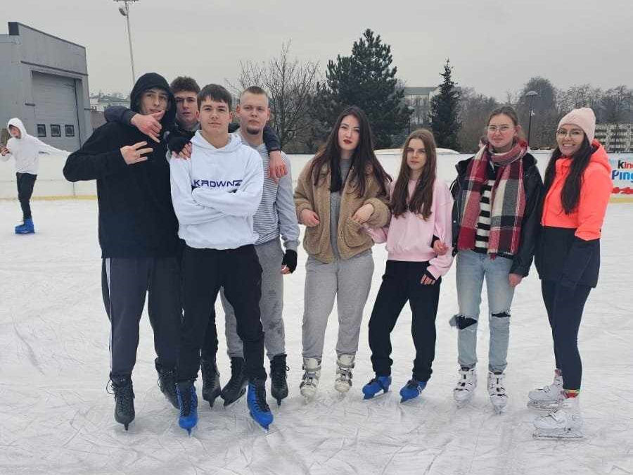 Zambrów: Integracja i relaks - wyjście na lodowisko